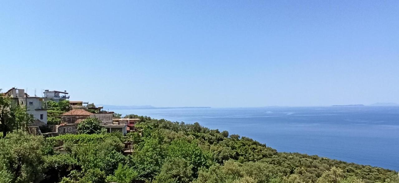 Villa Family Bitri Piqeras Екстер'єр фото