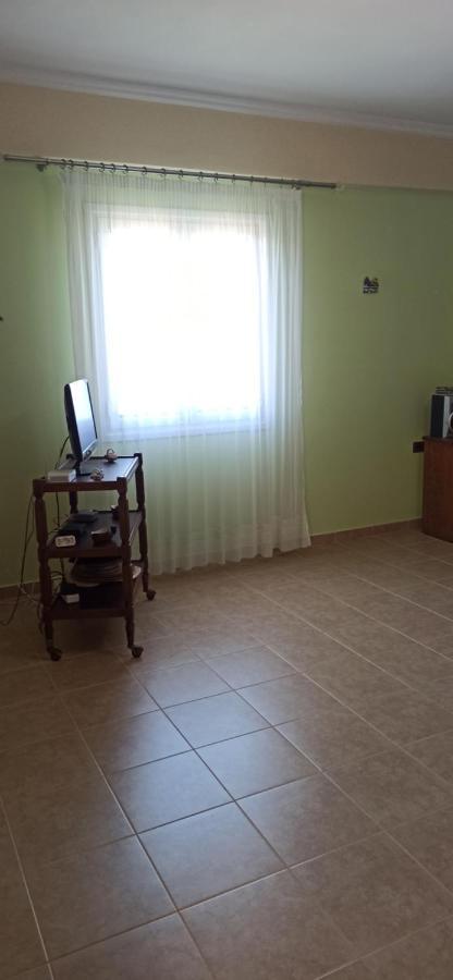 Villa Family Bitri Piqeras Екстер'єр фото